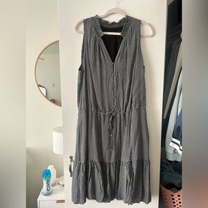 White House Black Market Black and White Midi Dress
